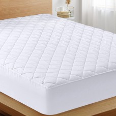 Utopia Bedding Quilted Fitted Mattress Pad (Twin XL) - Elastic Fitted Mattress Protector - Mattress Cover Stretches up to 16 Inc