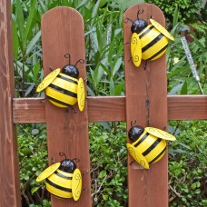 MACLARONX 4 PCS Metal Bumble Bee Garden Decor Outdoor Honey Bee Fence Yard Art Outside Patio Home Wall Decoration